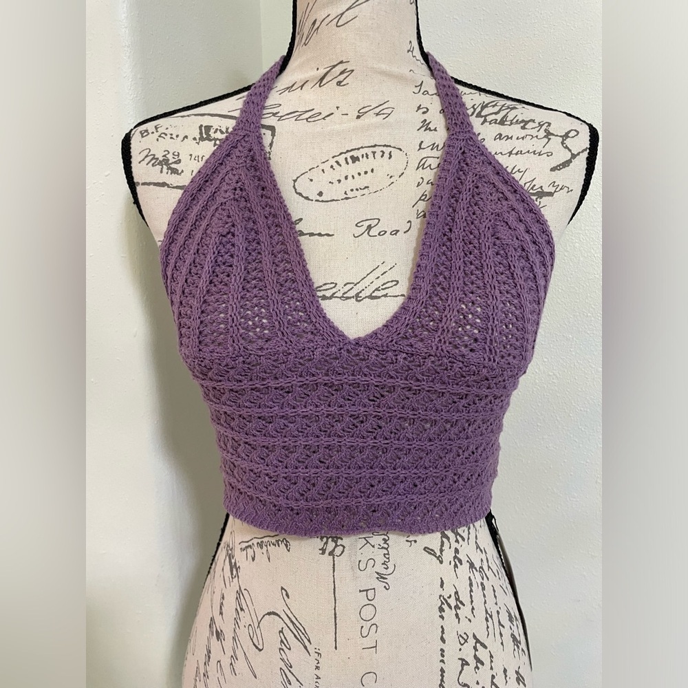 NWT crotchet purple crop top SZ small adjustable on the back